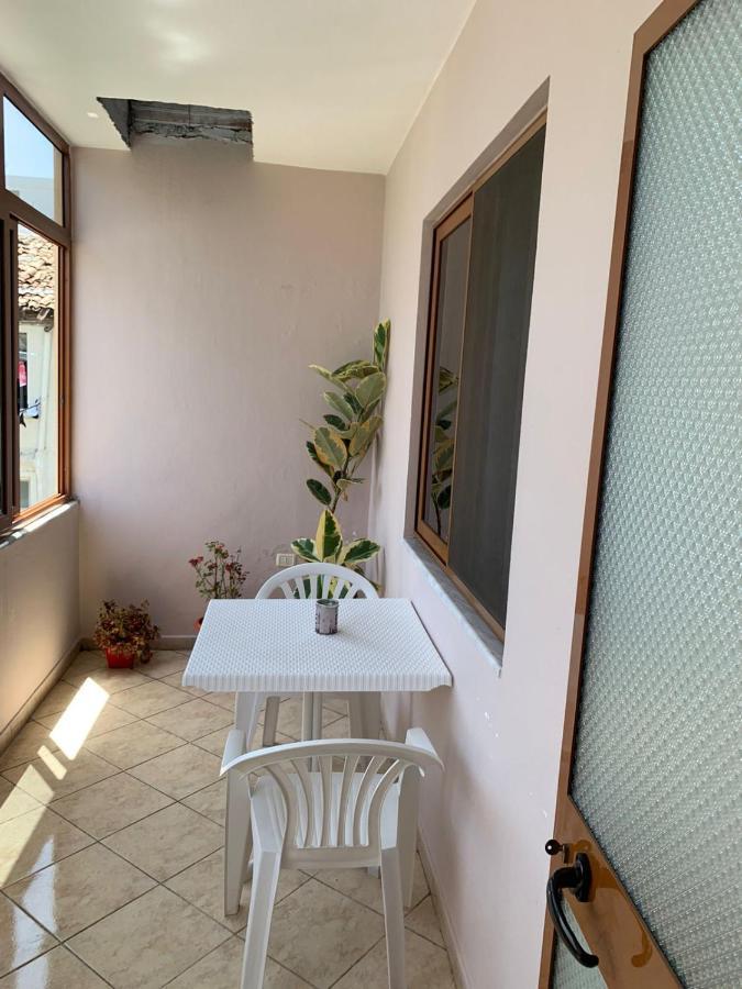 Guest House Tian & Hojz Durres Exterior photo